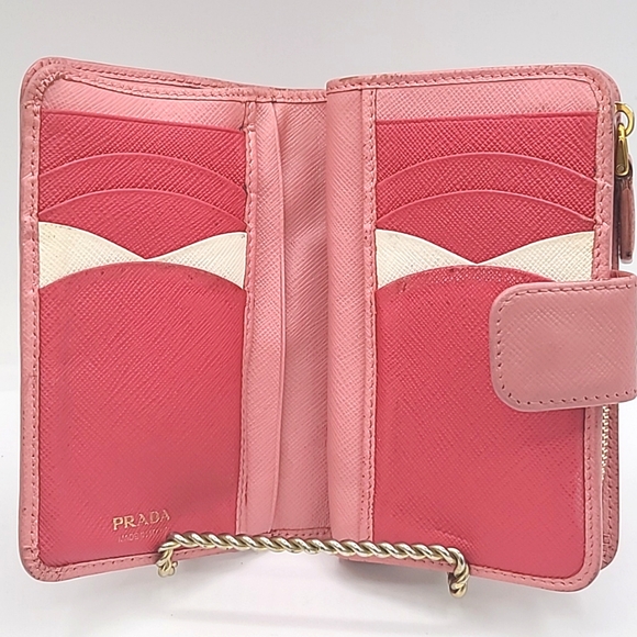 PRADA Portafoglio Pattina Pink Saffiano Leather Bifold Wallet - Picture 9 of 16